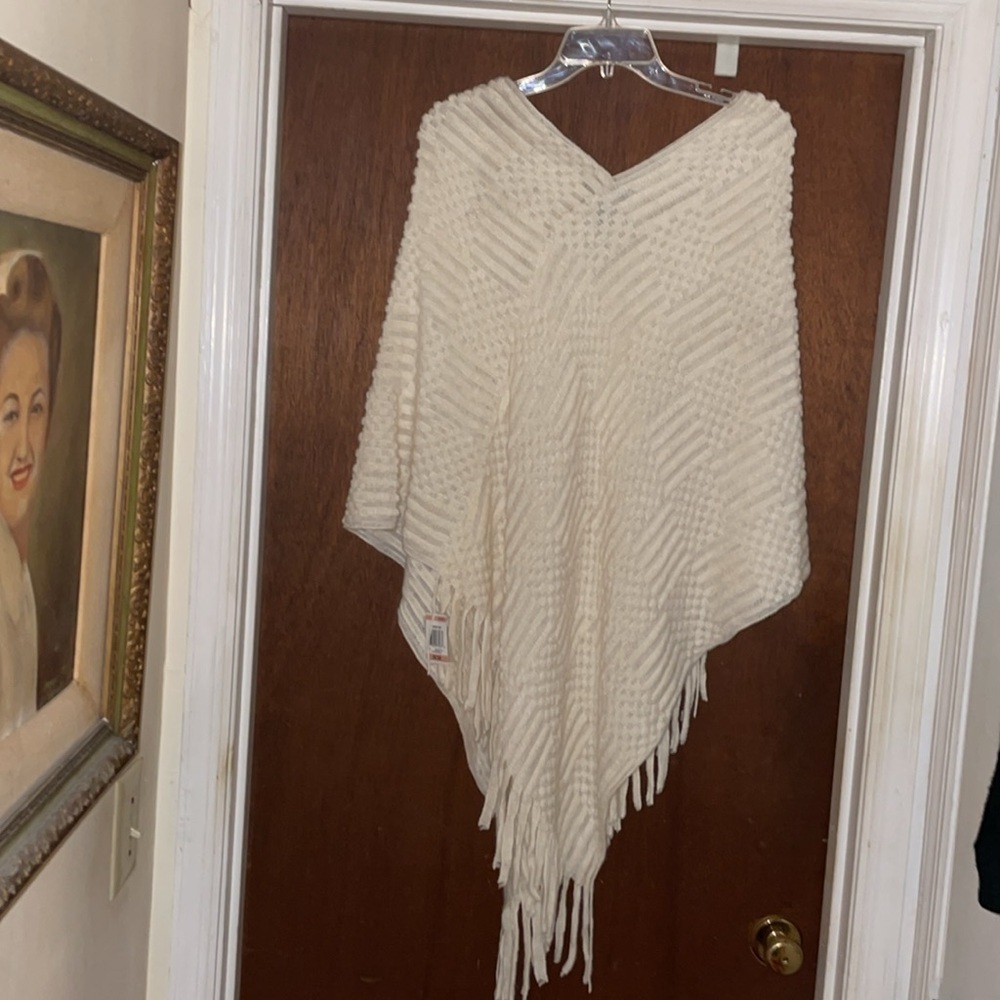 INC modern chic buttercream poncho​​​ - Picture 2 of 4